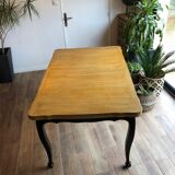 Black and wood table