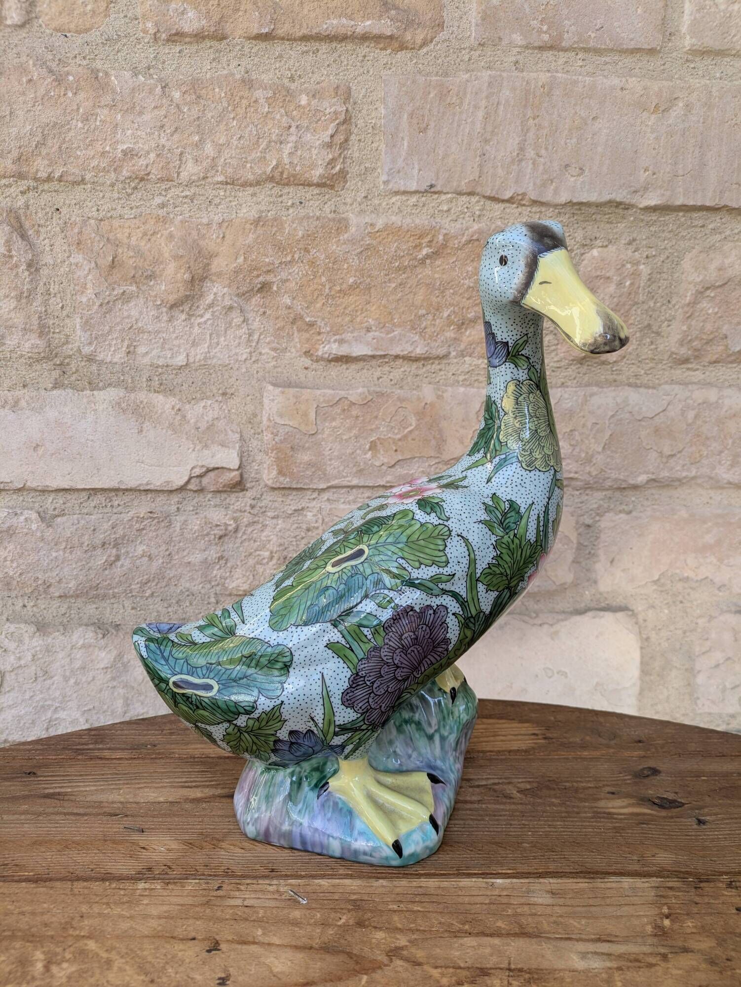 Very beautiful polychrome decorative duck cane statue in Porcelain from Par