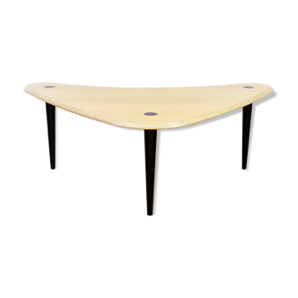 Boomerang coffee table