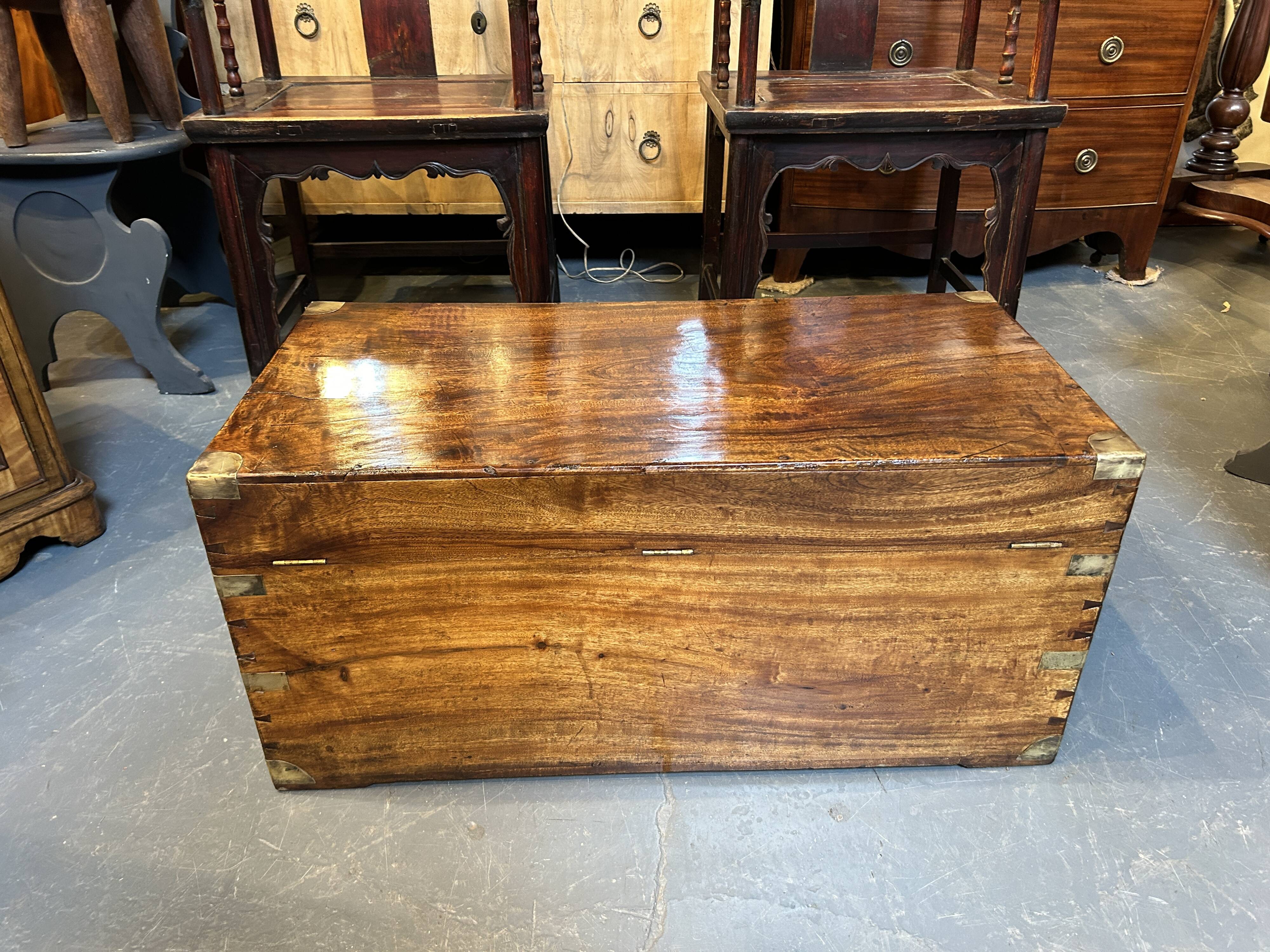 Campaign camphor trunk chest