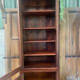 Bonnetiere / old bookcase