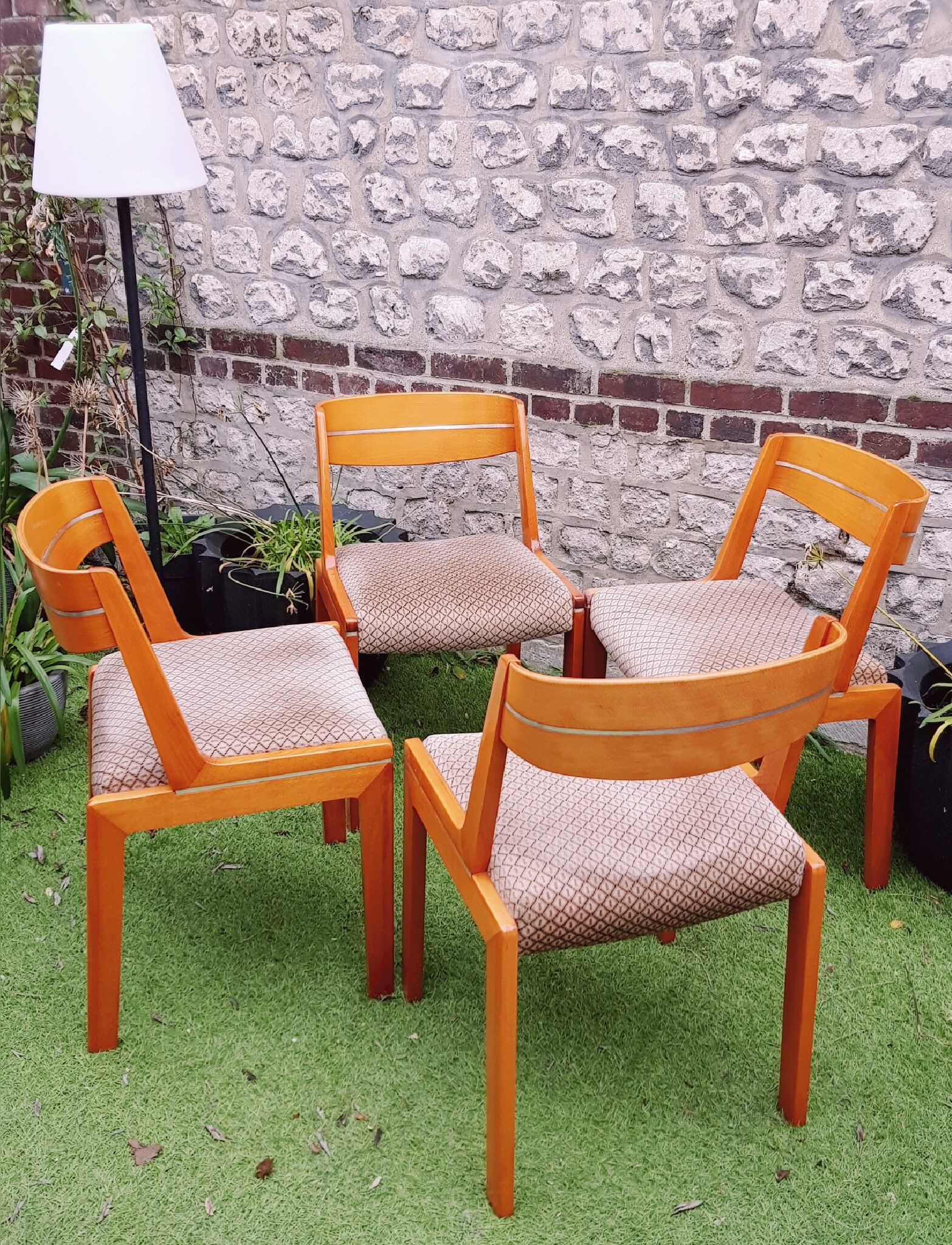 Chaises style scandinave 1970