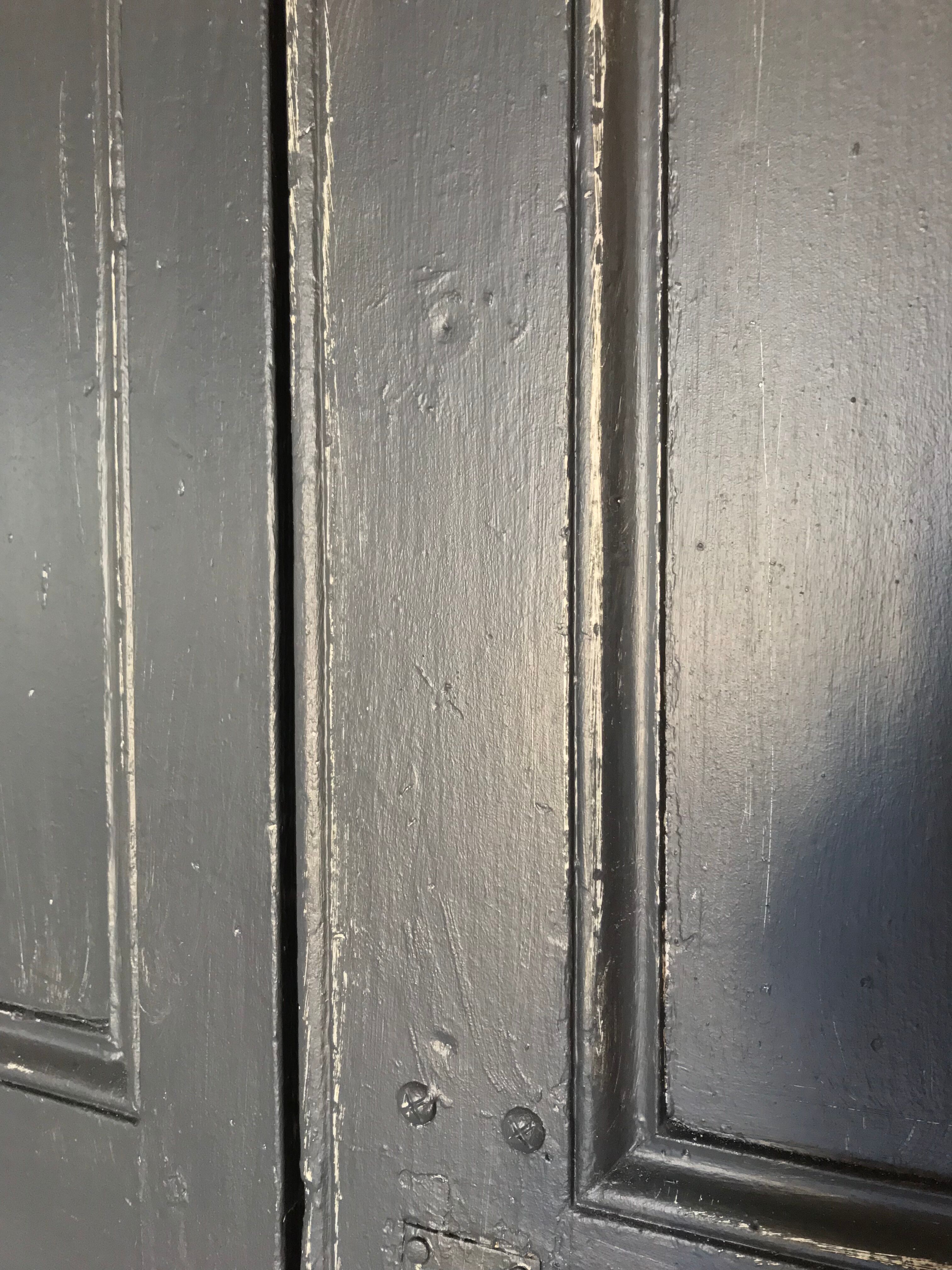 Armoire parisienne