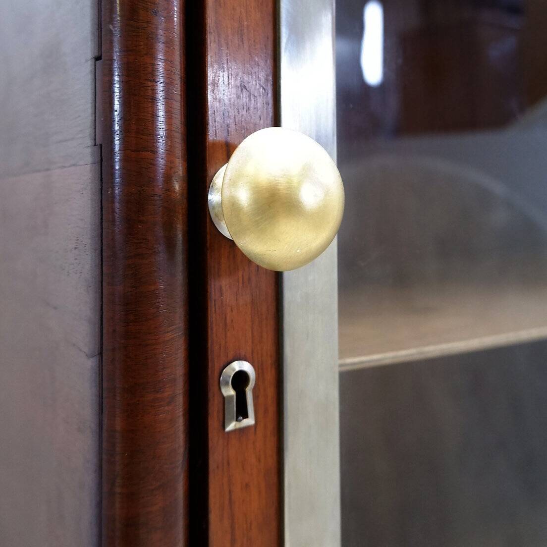 Arched display cabinet in wood and glass door - 1950s