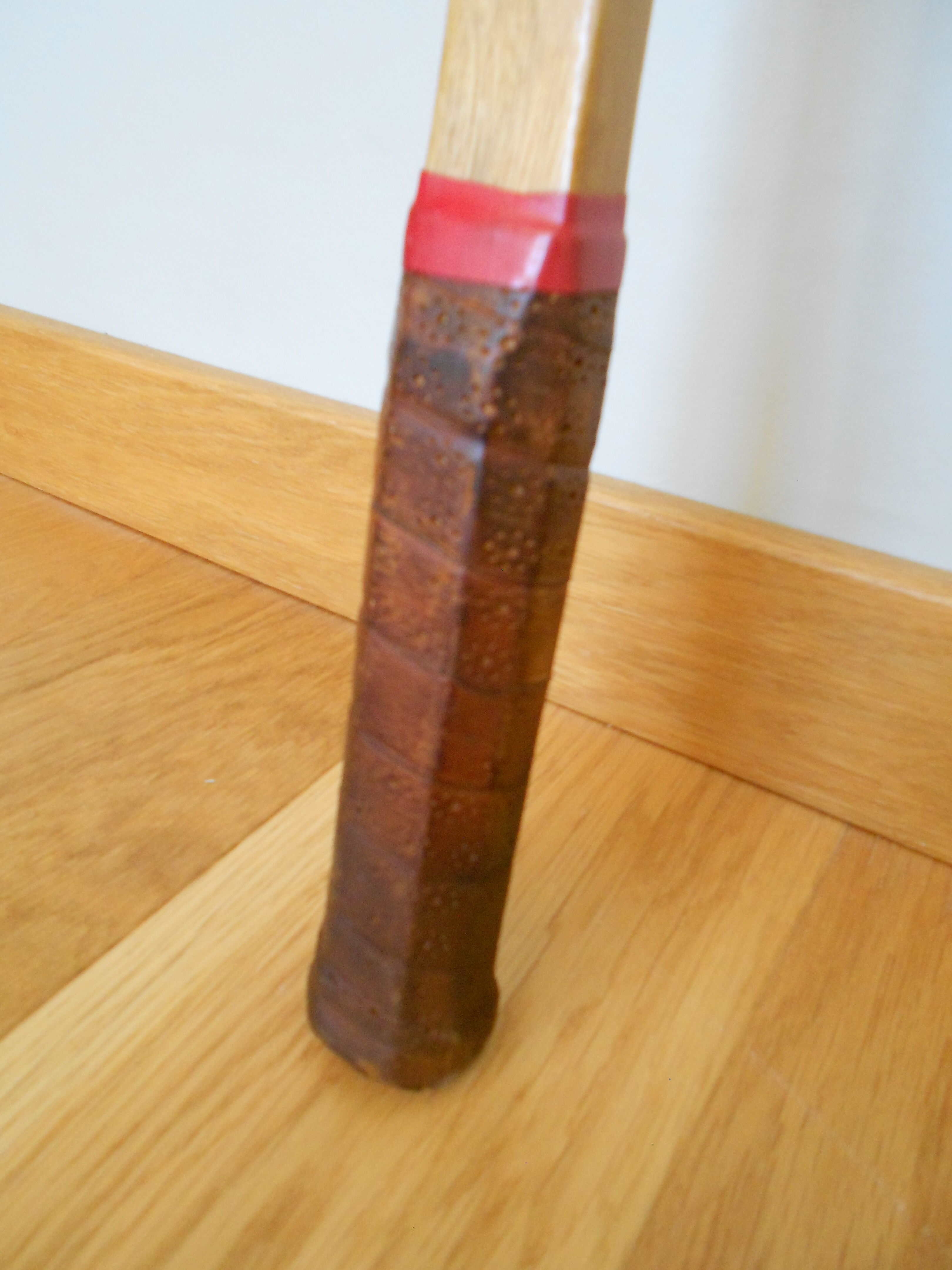 Wooden Gauthier tennis racket