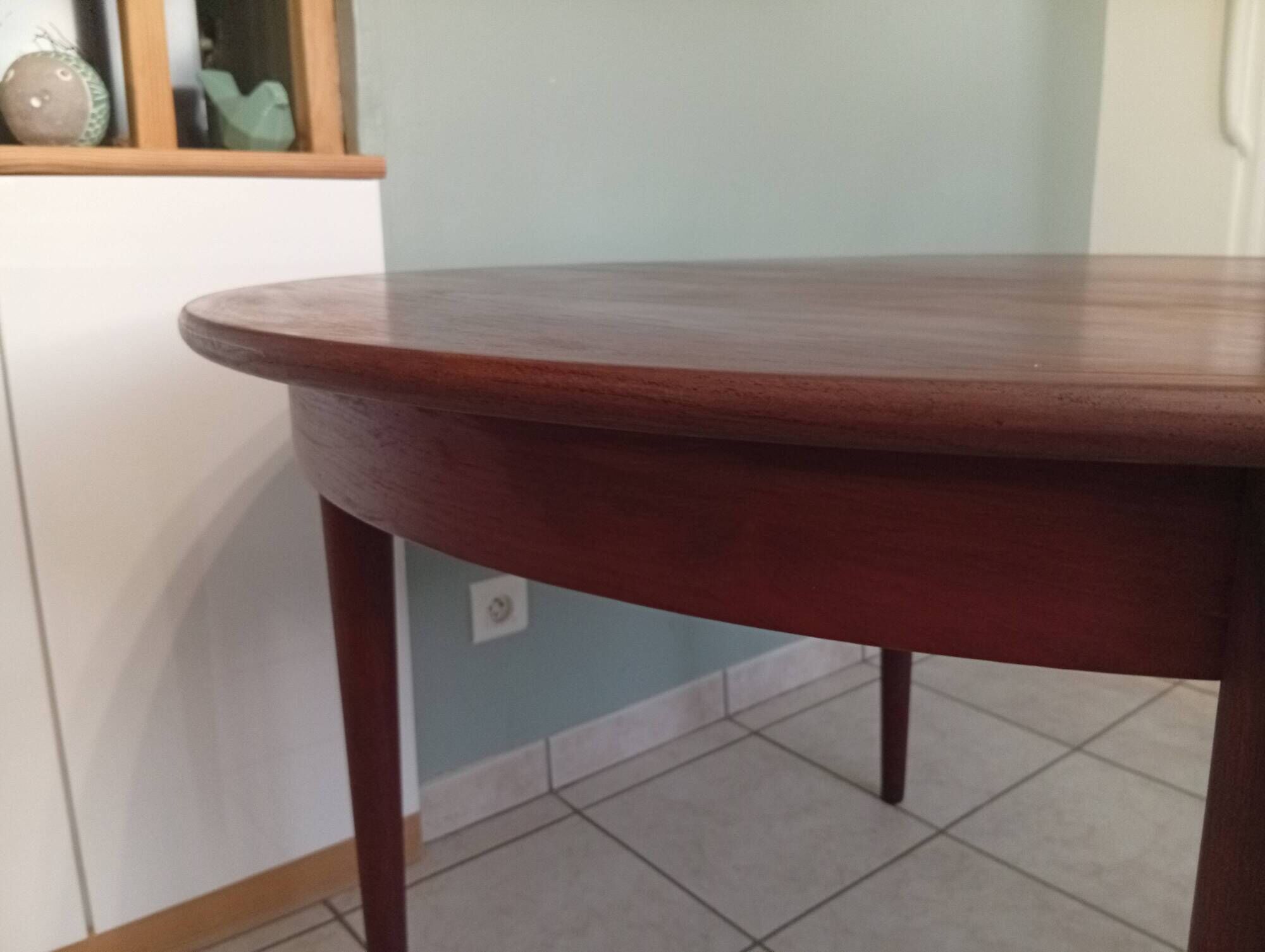 Round teak table by Johannes Andersen for Mobler Samcom Scandinavian.