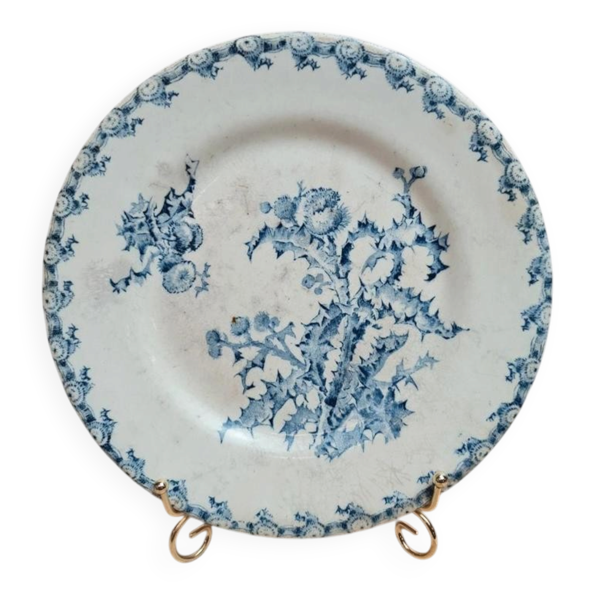 Antique plate with blue thistle decoration – Terre de fer spirit