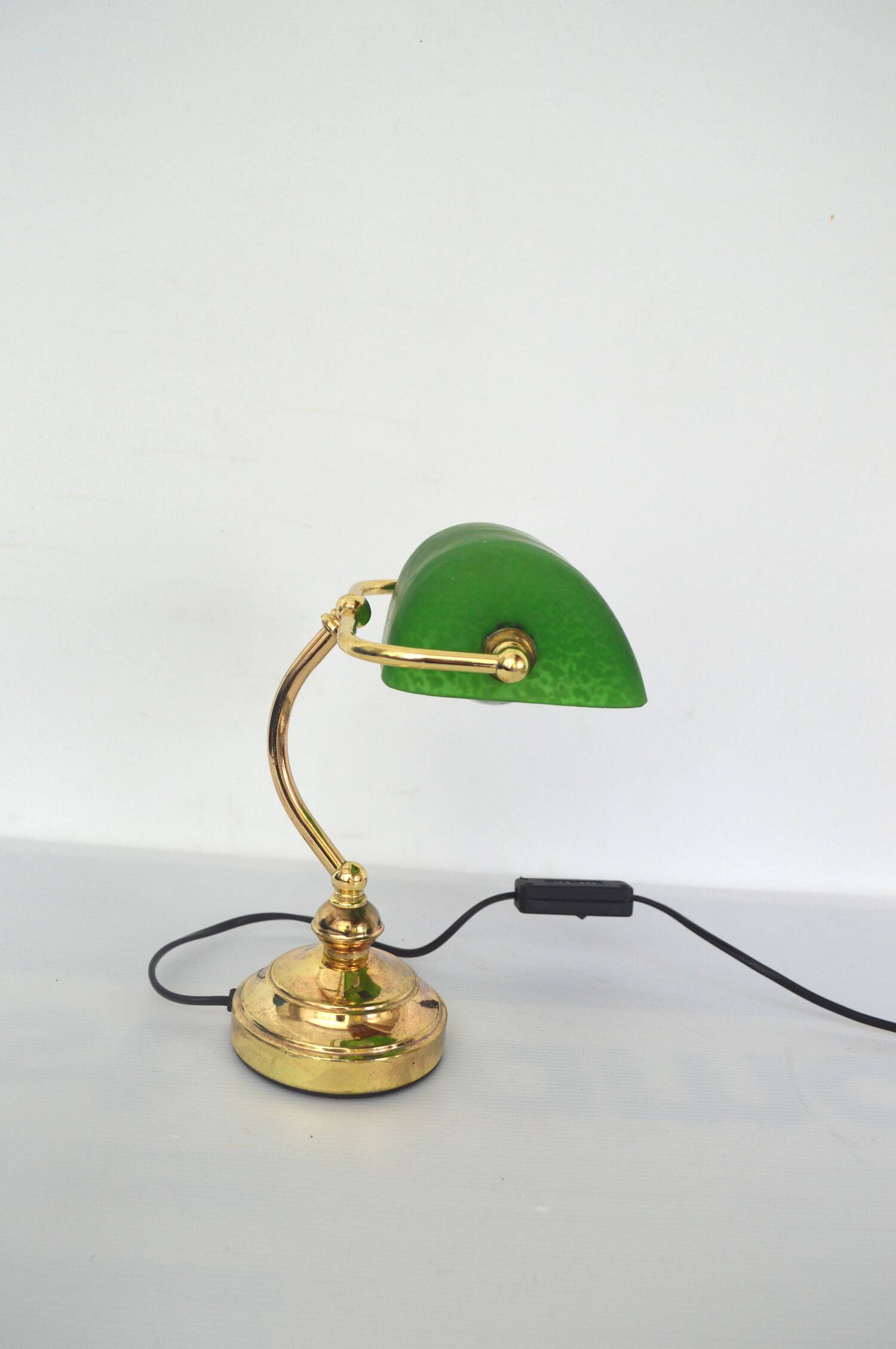 Banker's lamp