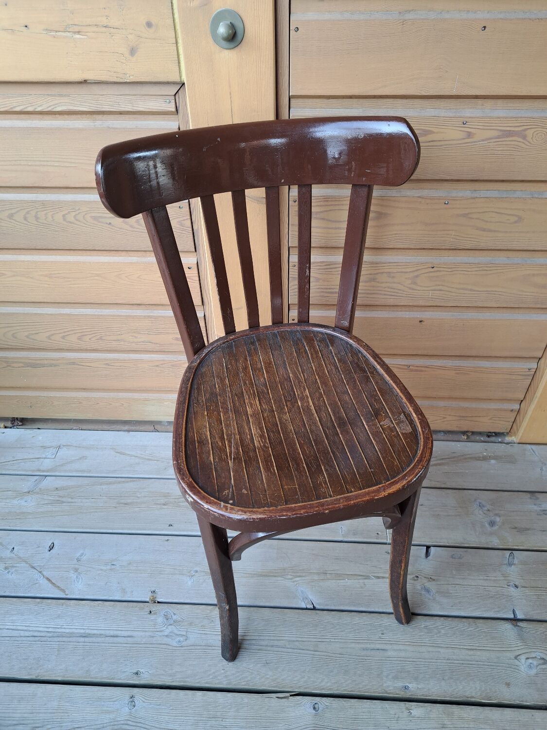 Set of 4 bistro chairs