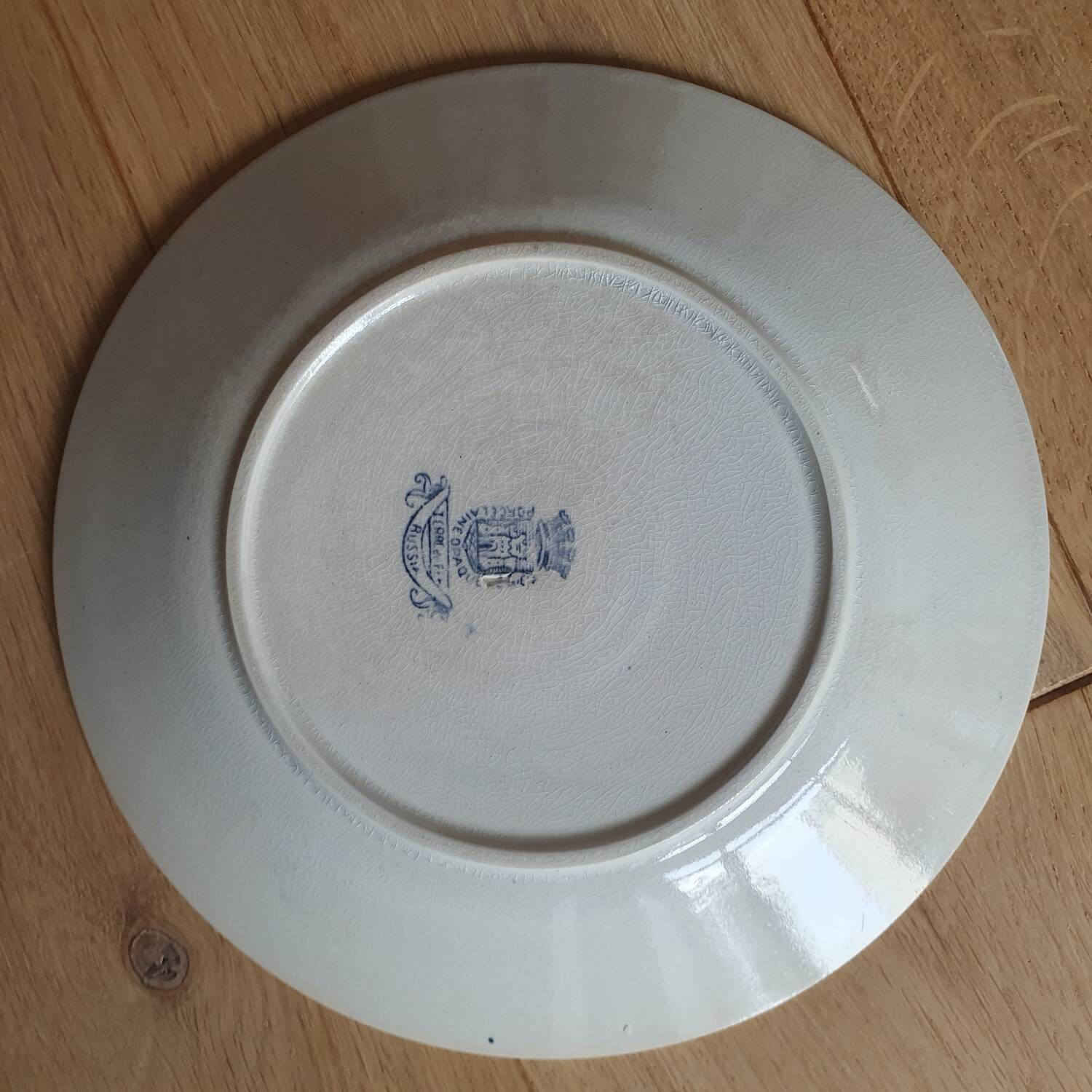 8 Terre de Fer dessert plates