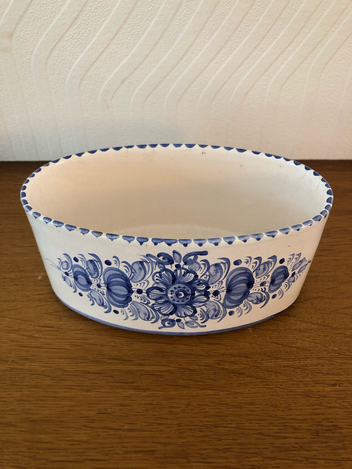 Ceramic pot blue floral decoration vintage signed modra