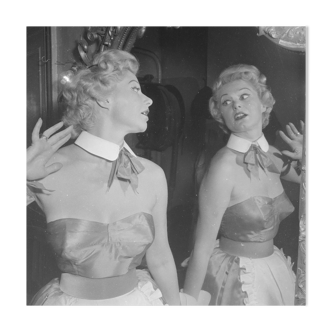 Silver photo baryta paper black and white ilford 310g pinup cabaret 1960 50x50cm