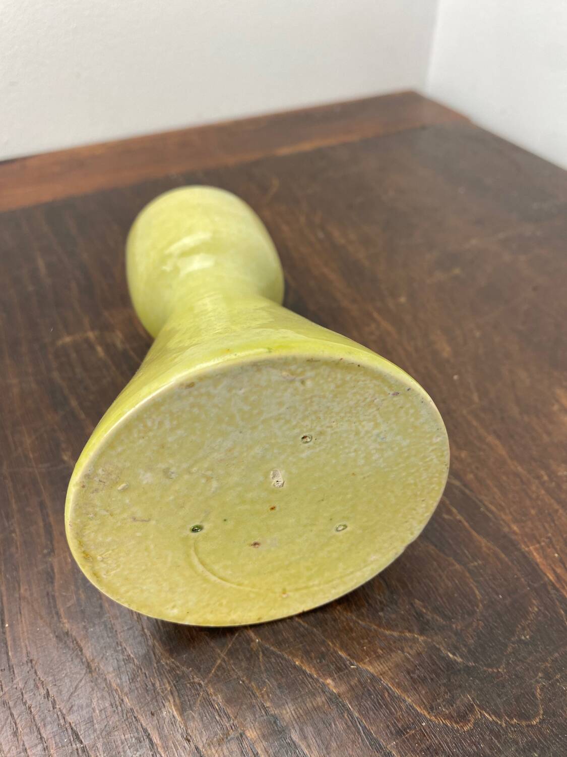 Ceramic candle holder