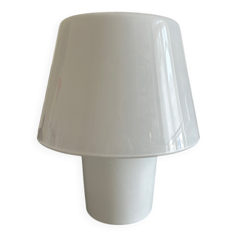 white opaline lamp