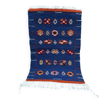 Tapis berbère marocain tissé à la main : petit kilim en laine