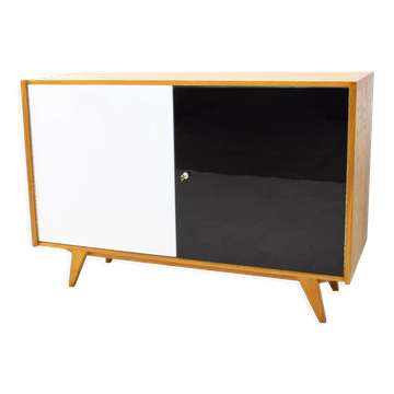 Fully restored mid century sideboard U-450 by Jiří Jiroutek, 1960´s, Czechoslovakia