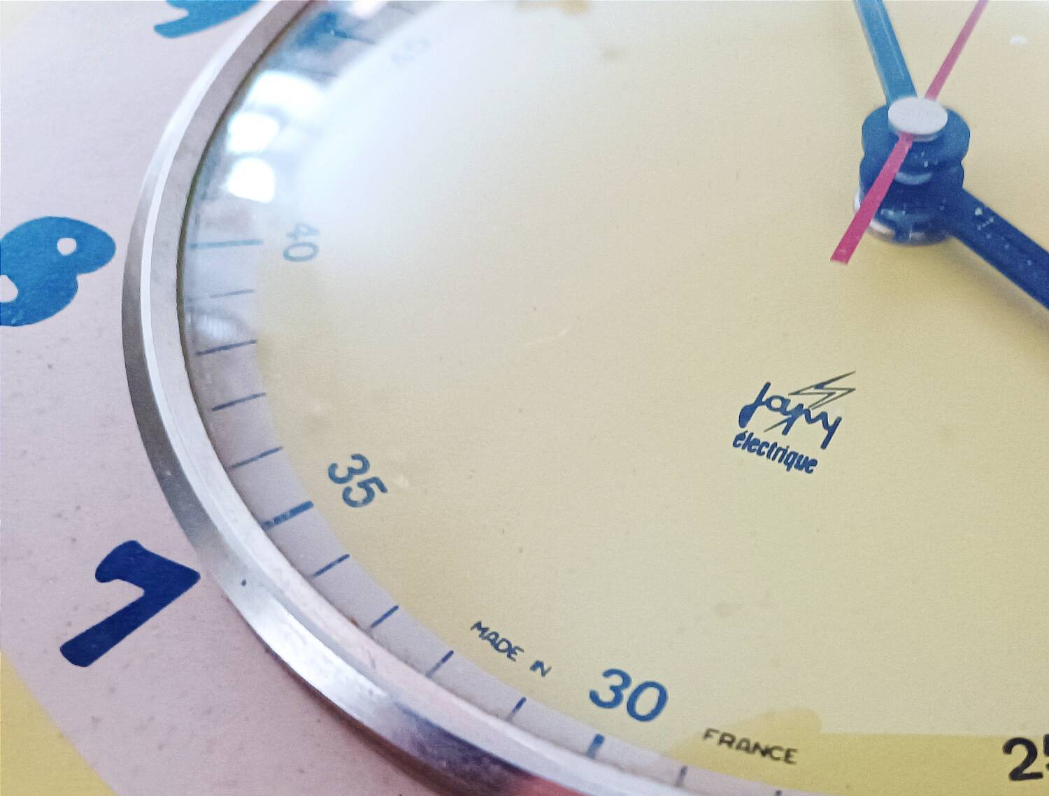 Vintage Japy yellow clock made in France