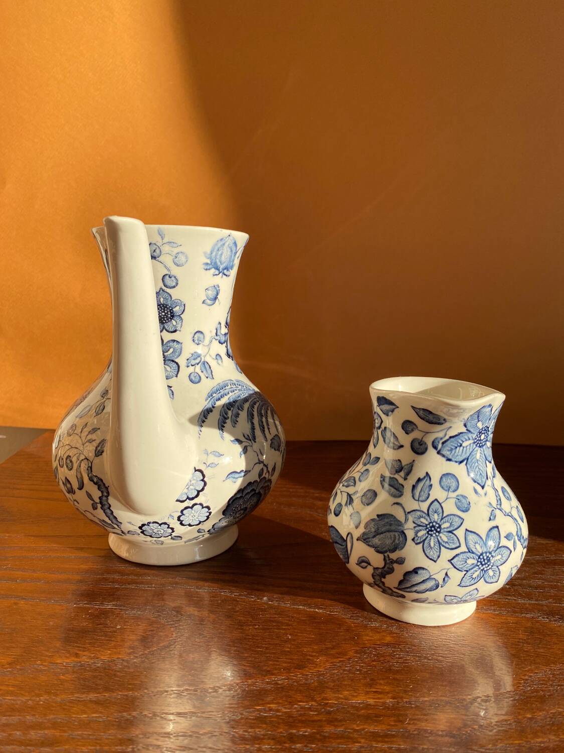 Villeroy & Boch hui Paradiso teapot and milk jug