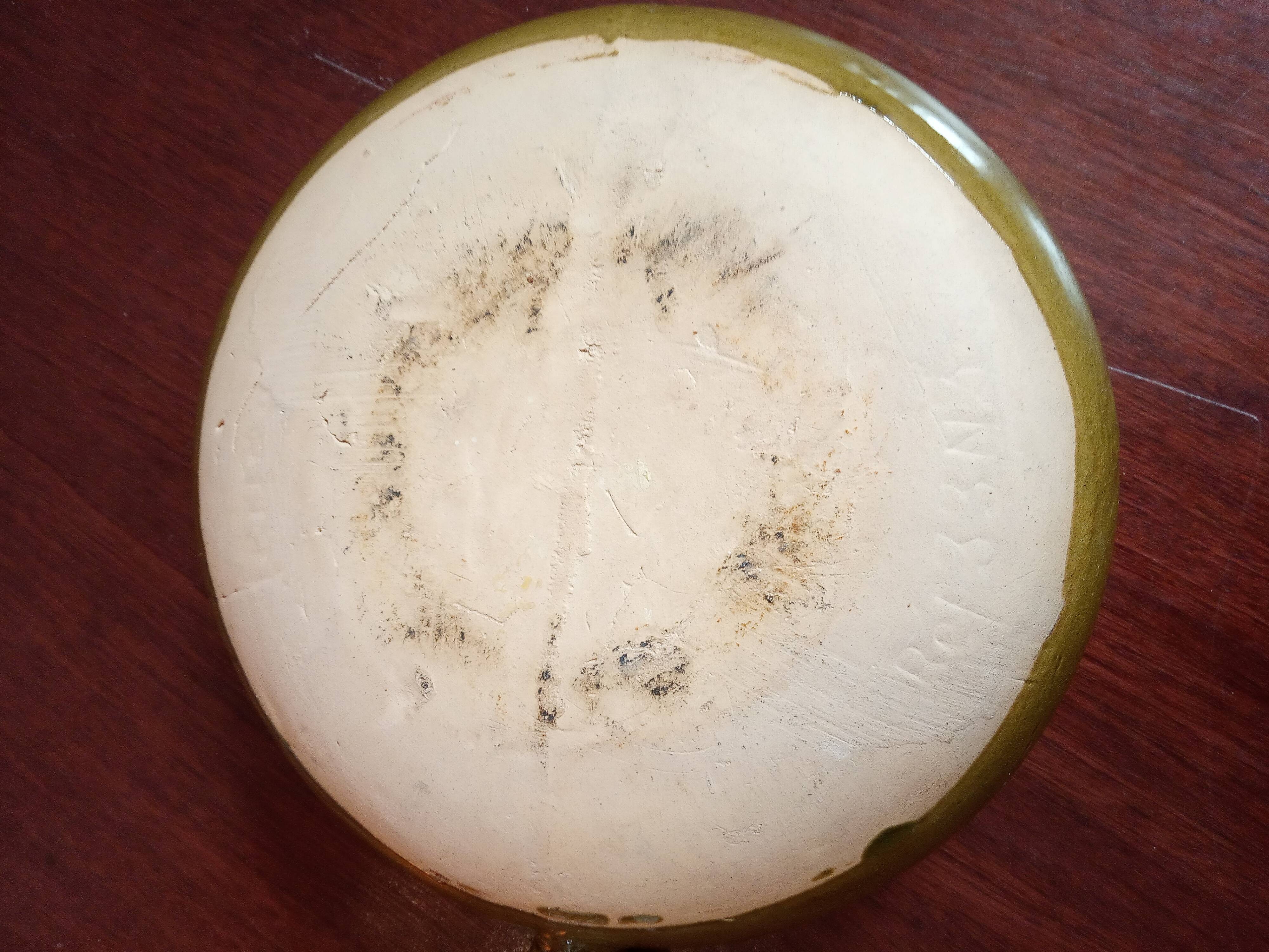 Poelon in green sandstone 21cm