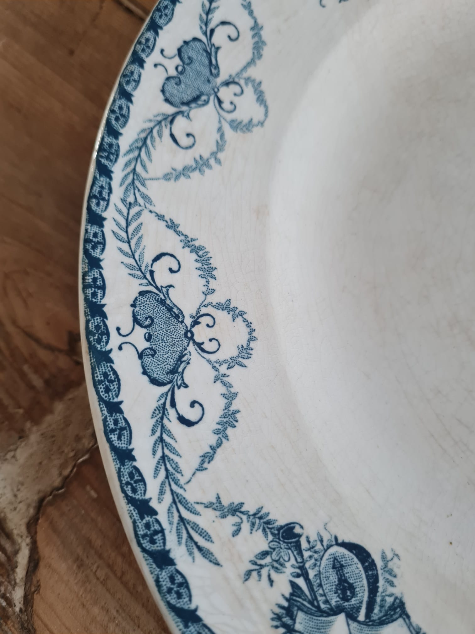 Plat rond de service terre de fer
