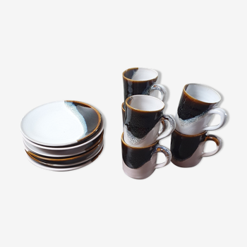 Cups and saucers