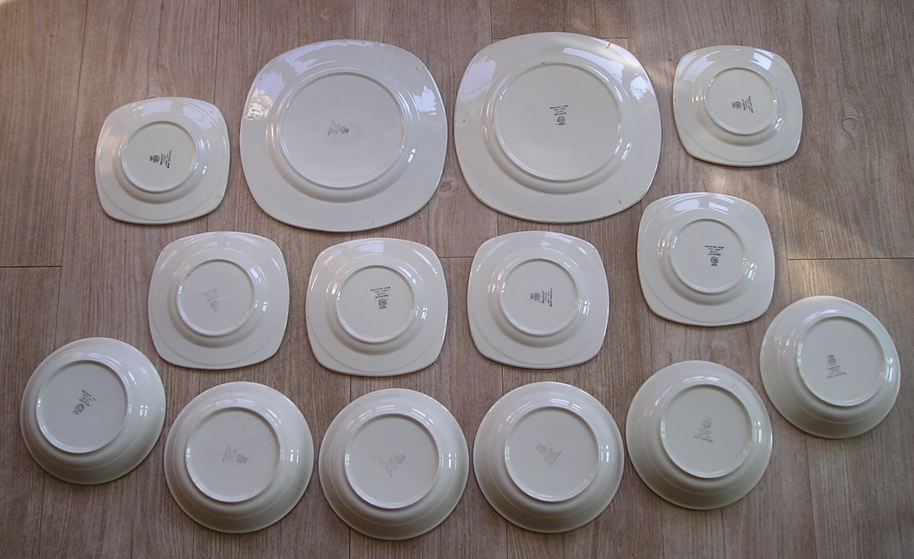 Service 6 people faience Mondovi 1970