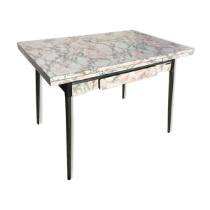 table formica blanche effet marbre gris, rose Supermatic