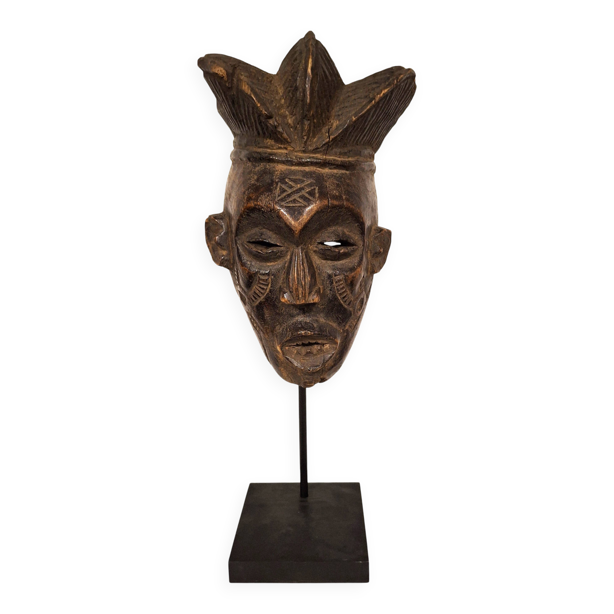 Chokwe Mask – Mid 20th Century – Angola – African Tribal Art