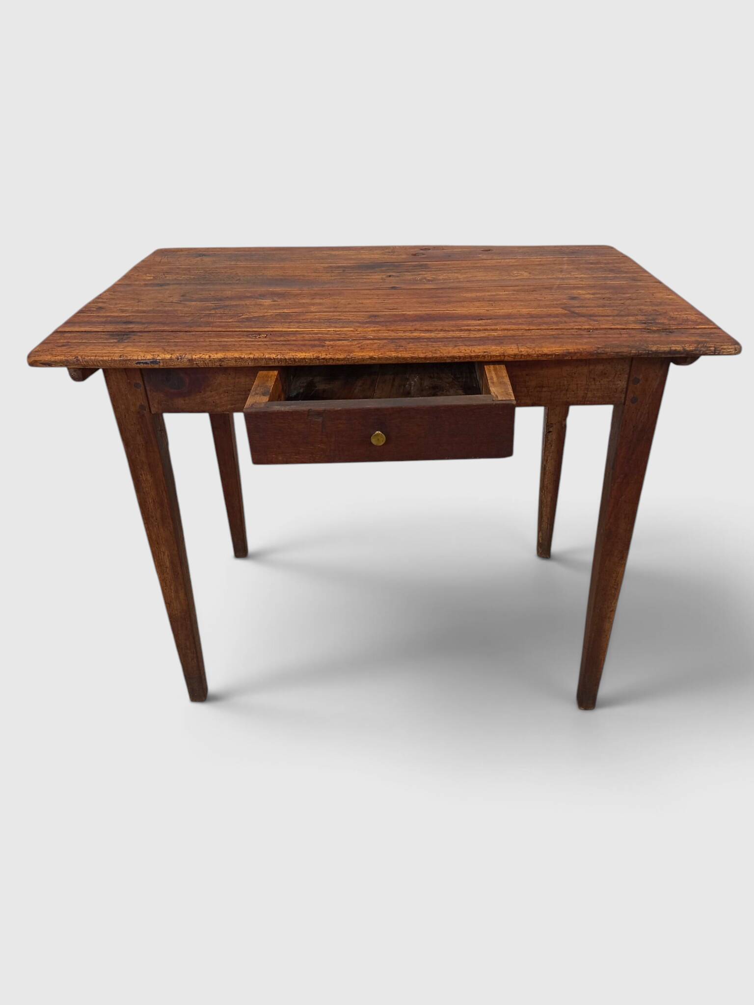 Petite table de ferme rustique en bois massif – Fin XIXe / Début XXe