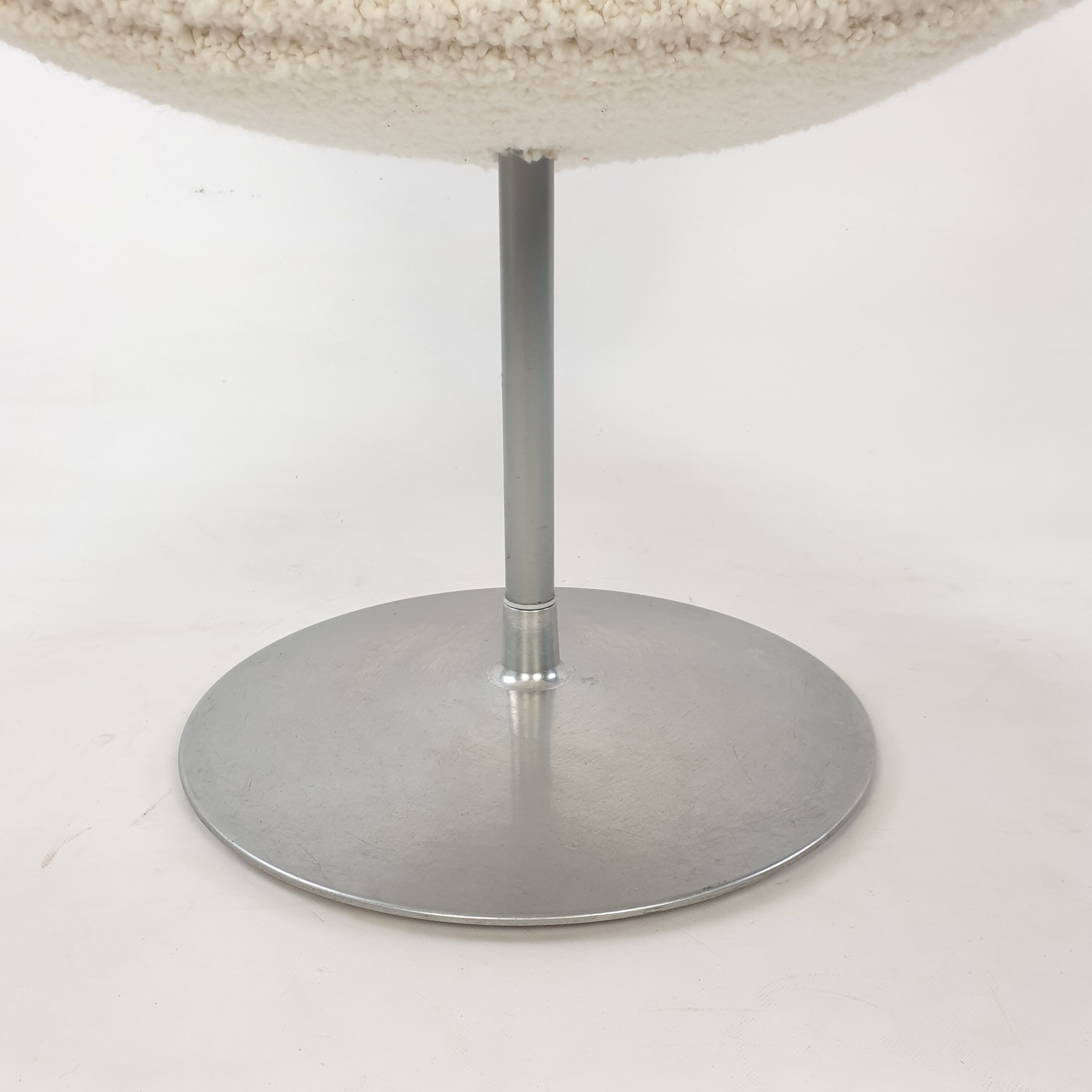 Tulip Armchair by Pierre Paulin for Artifort, 1980s