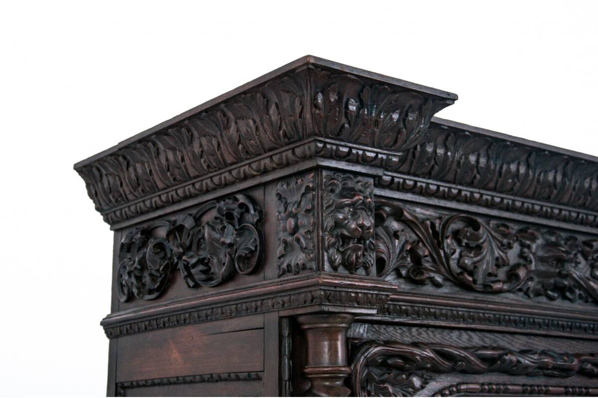 Armoire de chasse, France, vers 1890.