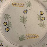 Set de 3 assiettes anciennes en céramique