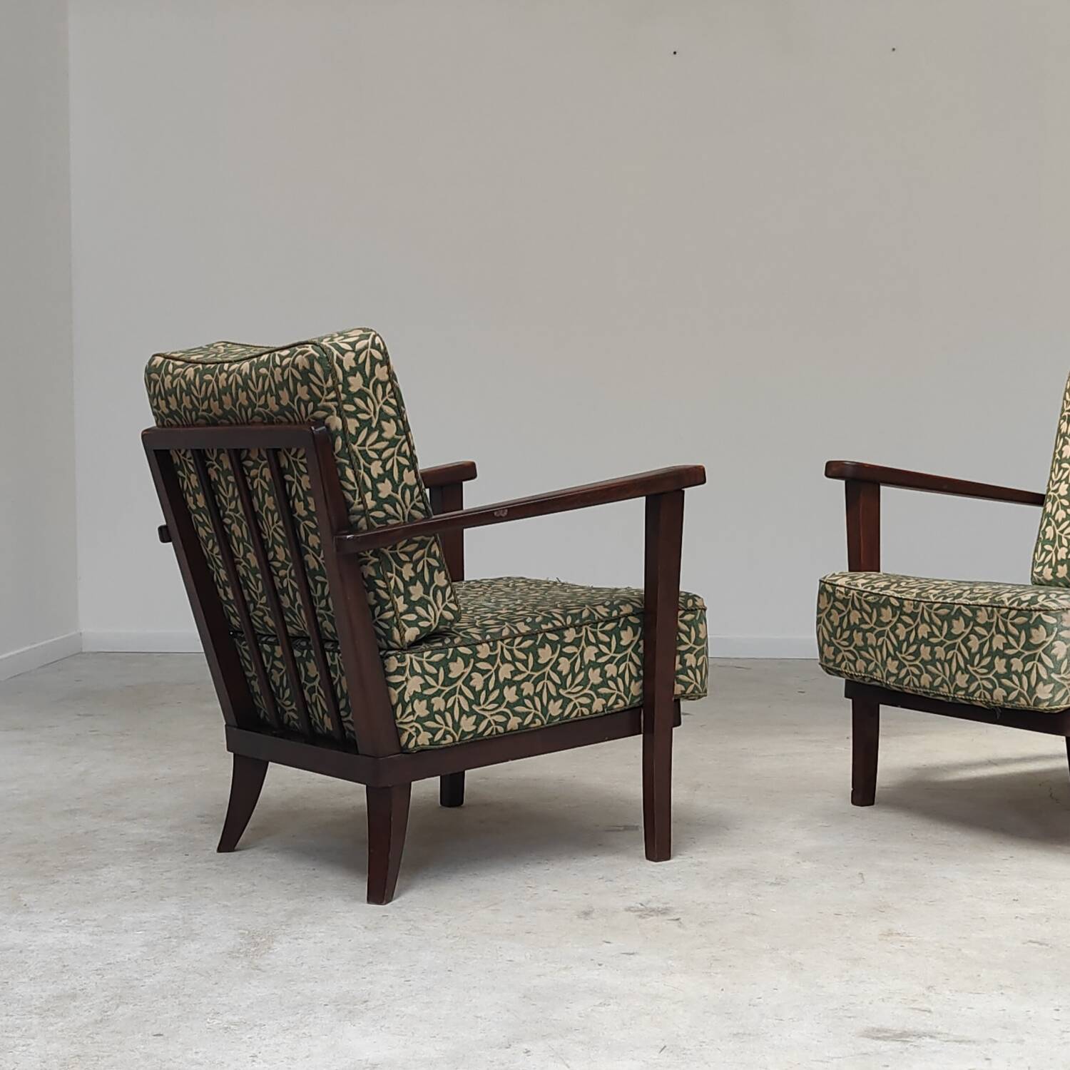 Pair of art deco Ziara pravenec armchairs