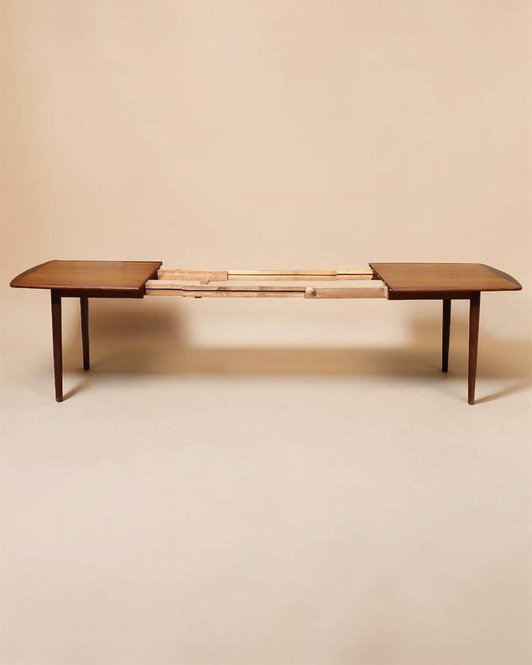 Teak table, Alf Aarseth, Gustav Bahus Mobelfabrik, Norway, 1960s