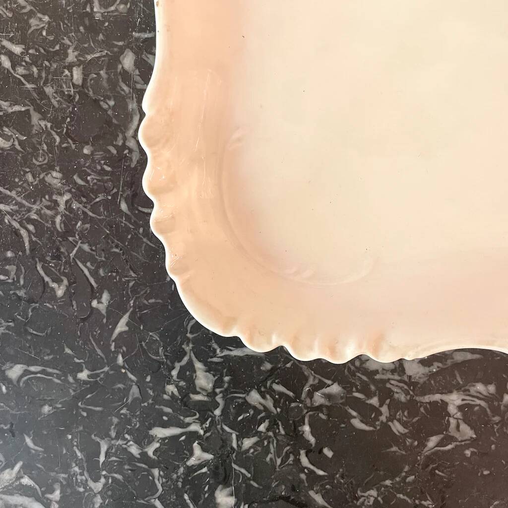 Grand plat rectangulaire en porcelaine XIXe H&Cie France