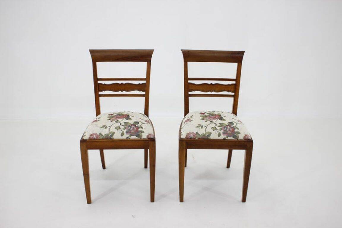 Pair of 1950s Czechoslovakian Refurbished Walnut Side Chairs in Floral Fabr