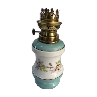 Porcelain kerosene lamp
