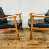 Pair of Thonet Boomerang armchairs designed by Antonin Suman