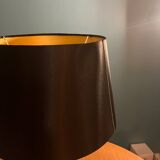 Brass foot table lamp with Tiffany style decor