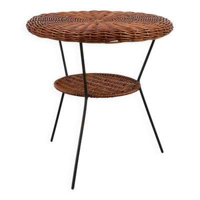 Table basse ronde à deux niveaux en rotin tissé, osier et fer des années 50, Italie