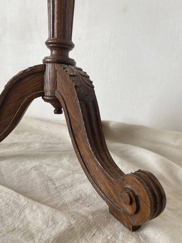 Ecran de cheminée en bois et tissu brodé