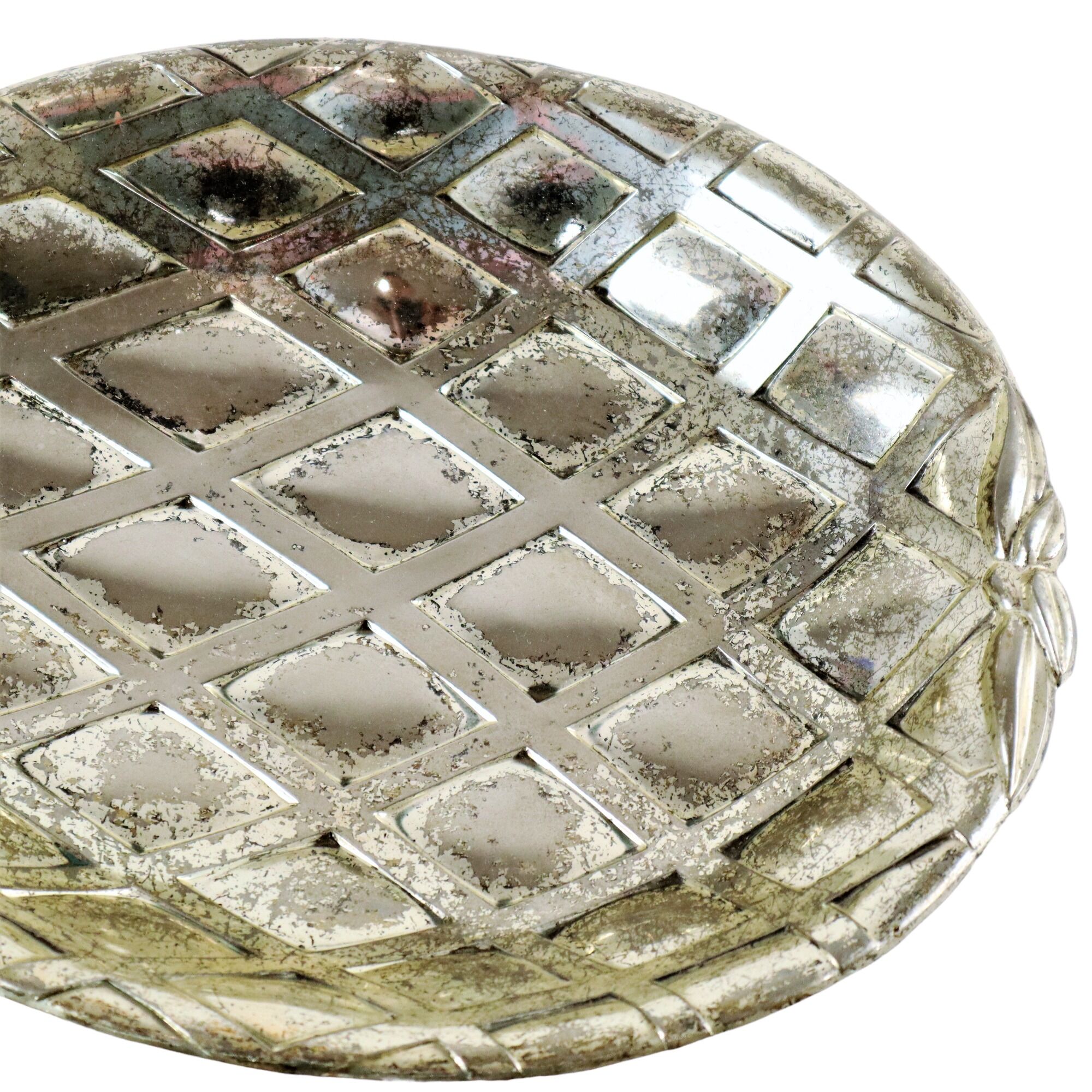 Silver plated metal empty pocket