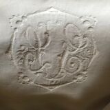 Draps ancien monogramme en broderie blanche