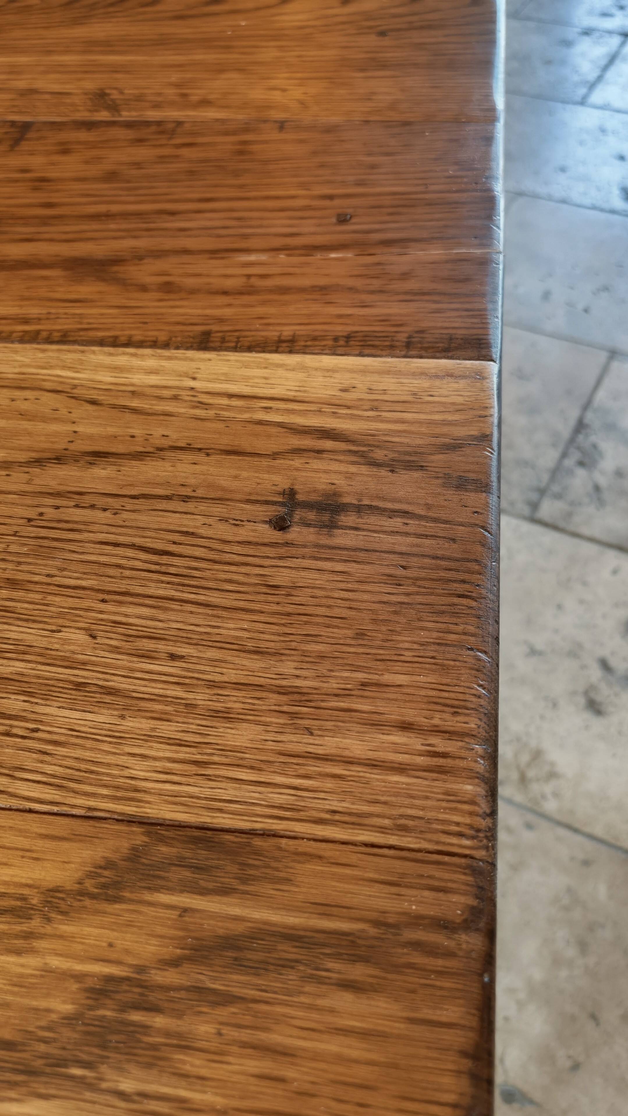 Table de ferme en chêne massif ,2 tiroirs, 2 rallonges,