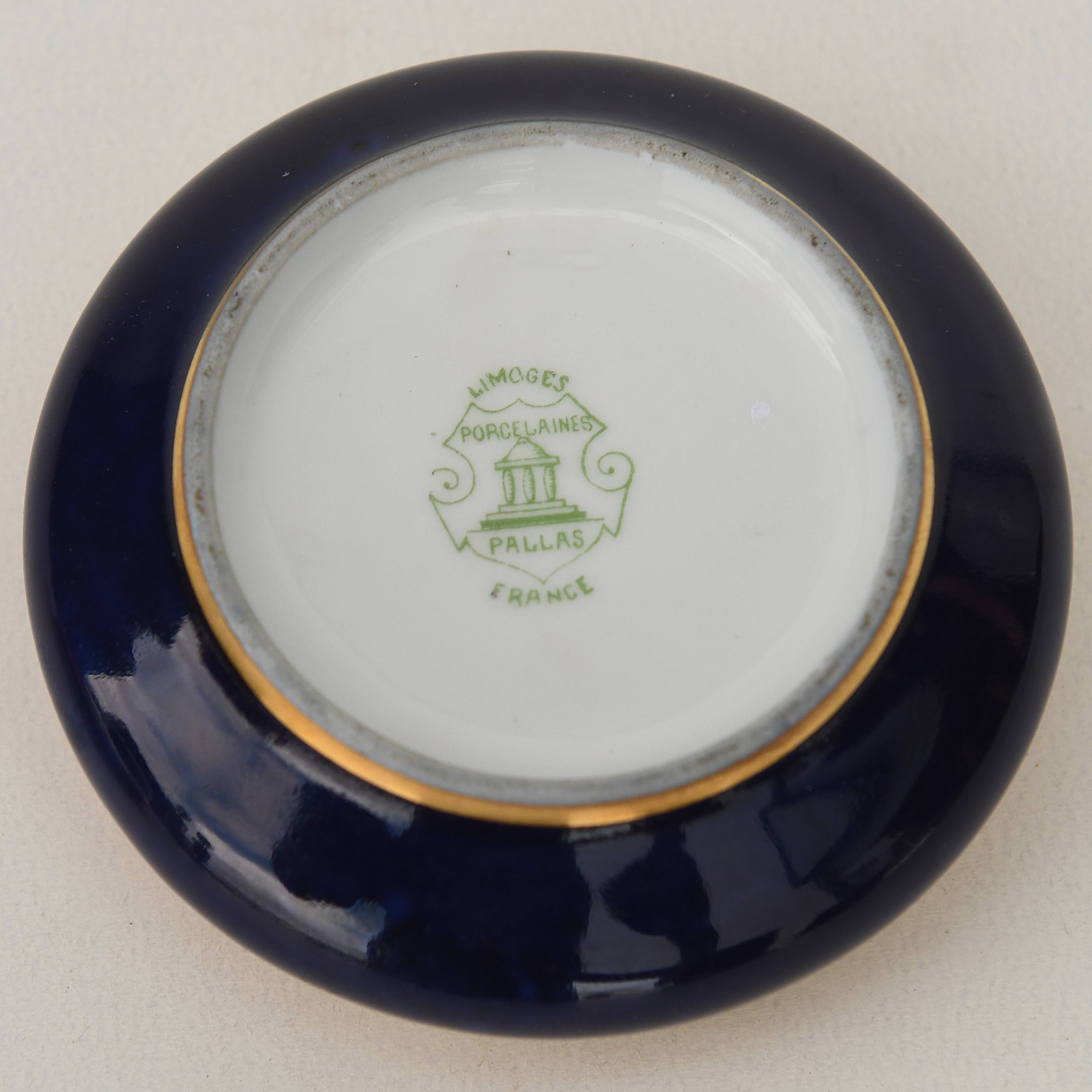 Small porcelain jewellery box from Limoges