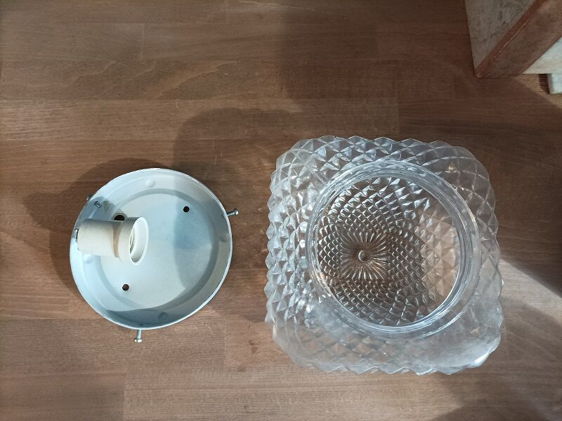 Ceiling lamp diamond molded glass metal base