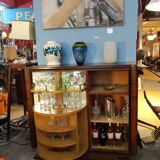 Bar turning art deco