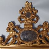 18th century style gilt wood pediment and glazing bead mirror 88x54 cm C374 S