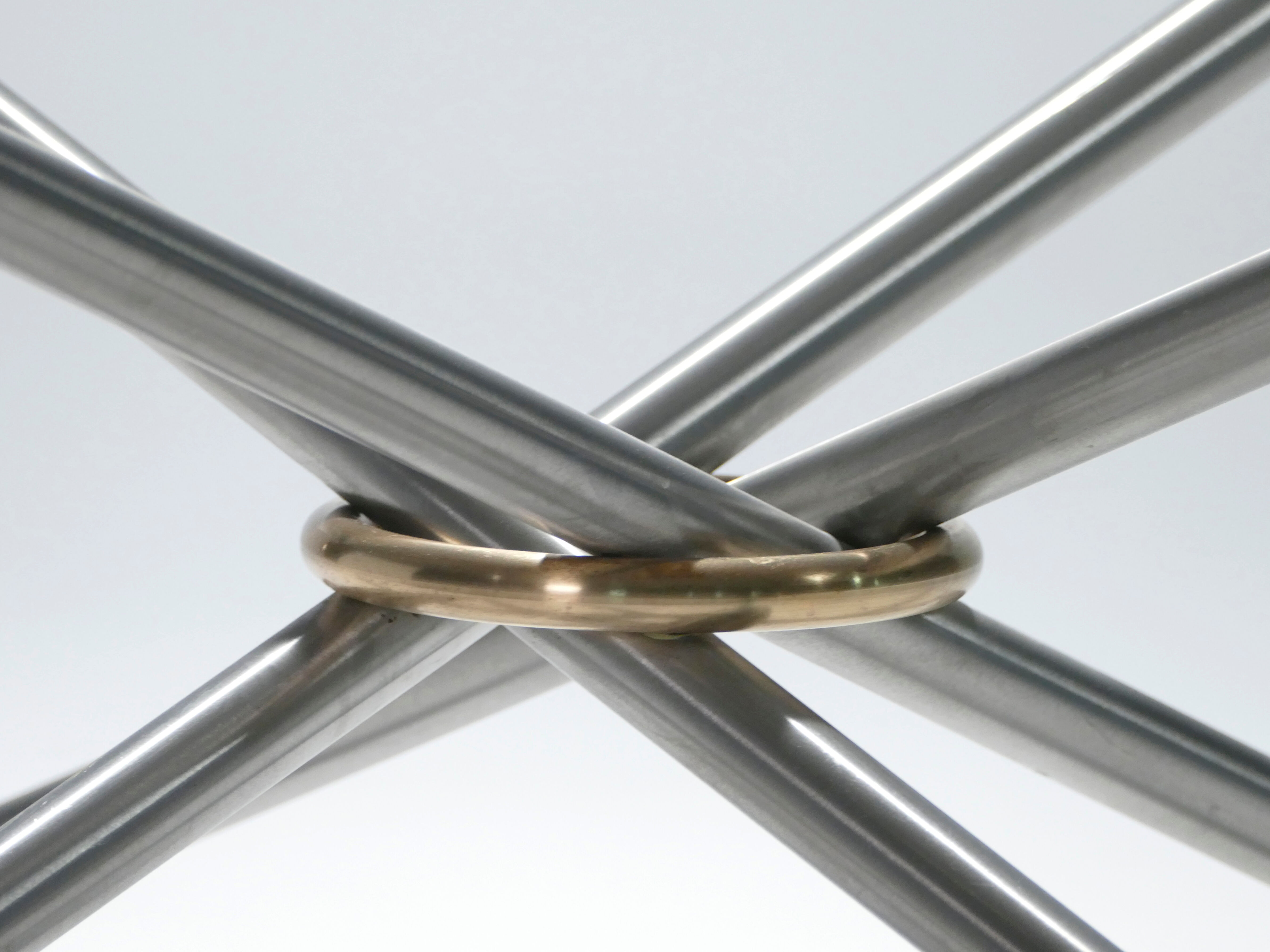 Table lower rifle barrel and brass 70s