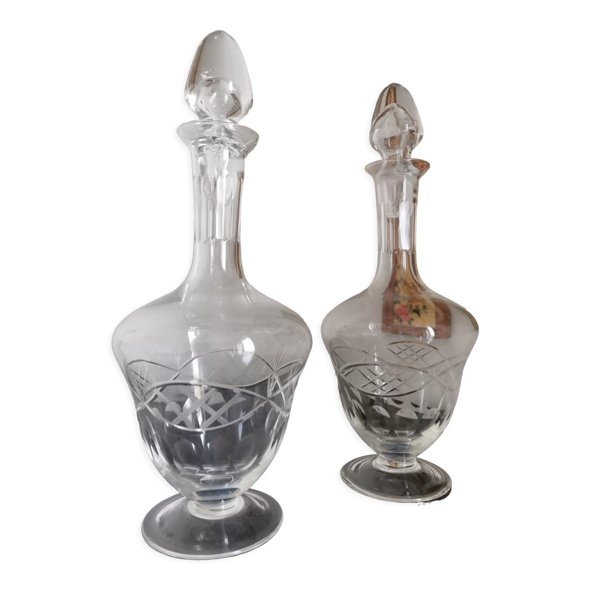 Duo of crystal decanters of Saint Louis